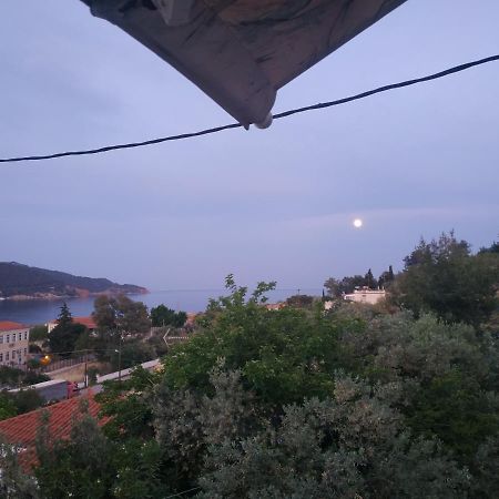 Elthimia'S Apartment Poros Town Exterior foto